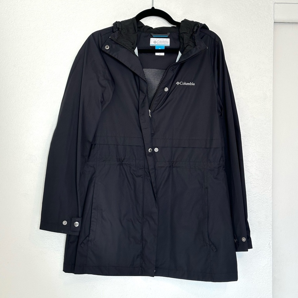 Columbia Rain Jacket in Black ☔️